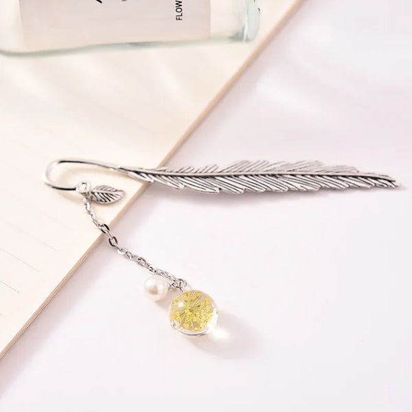 creative-flower-specimens-bookmark-pendant-real-flower-design